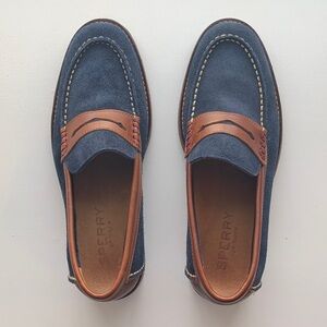 Sperry Men's Navy and Tan Slip-On Loafers 8